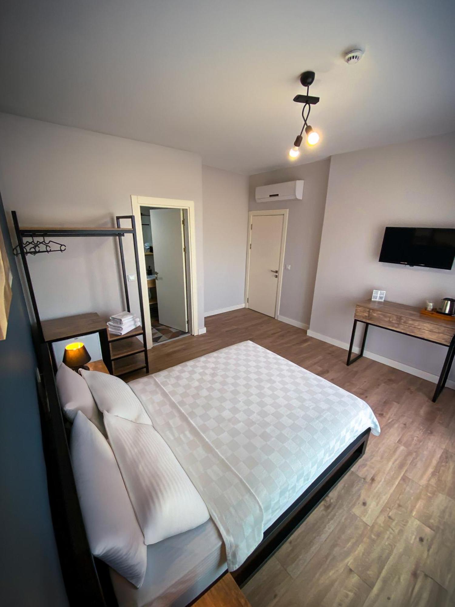 Sahil Butik Otel Кешме Экстерьер фото