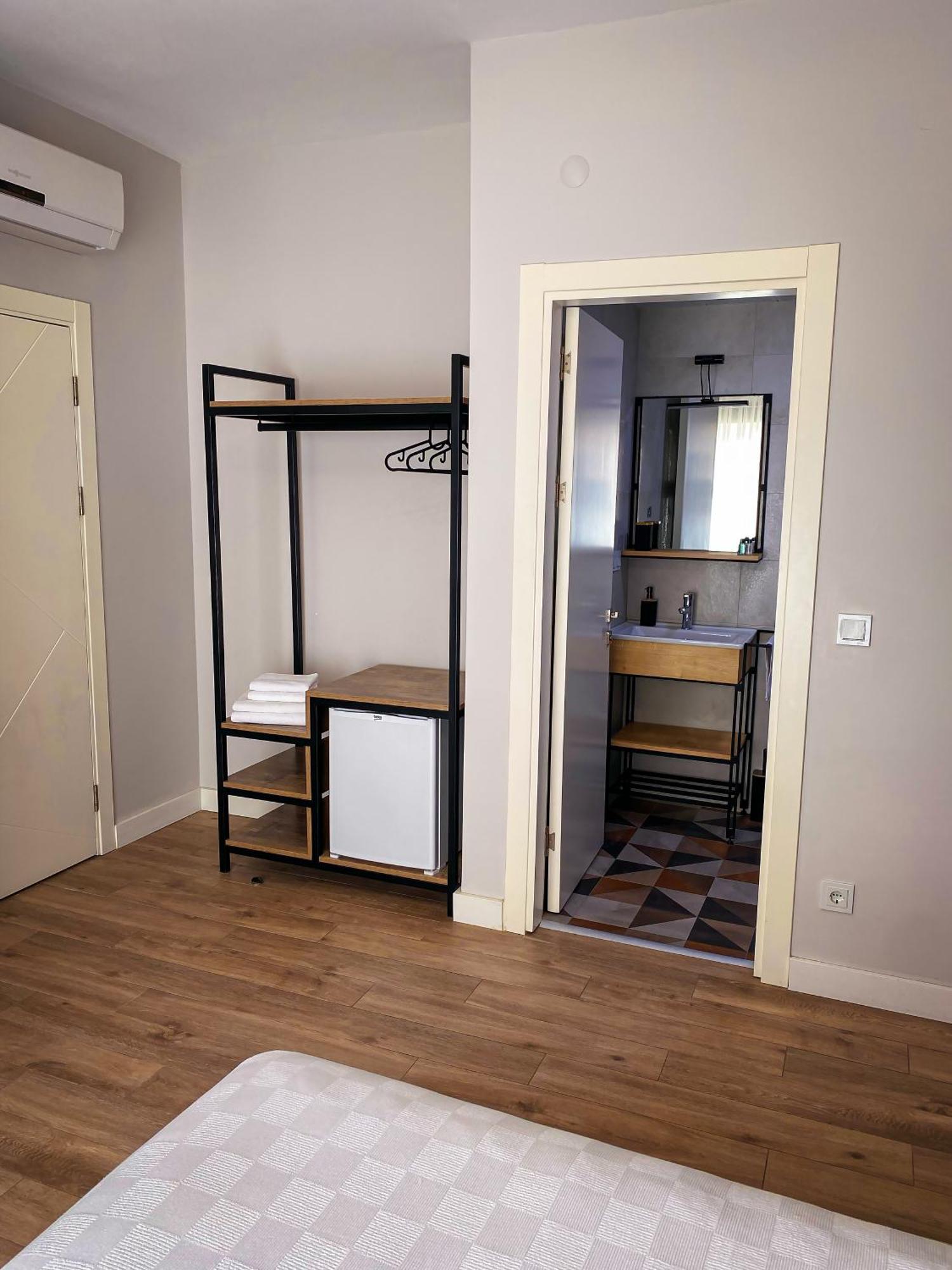 Sahil Butik Otel Кешме Экстерьер фото