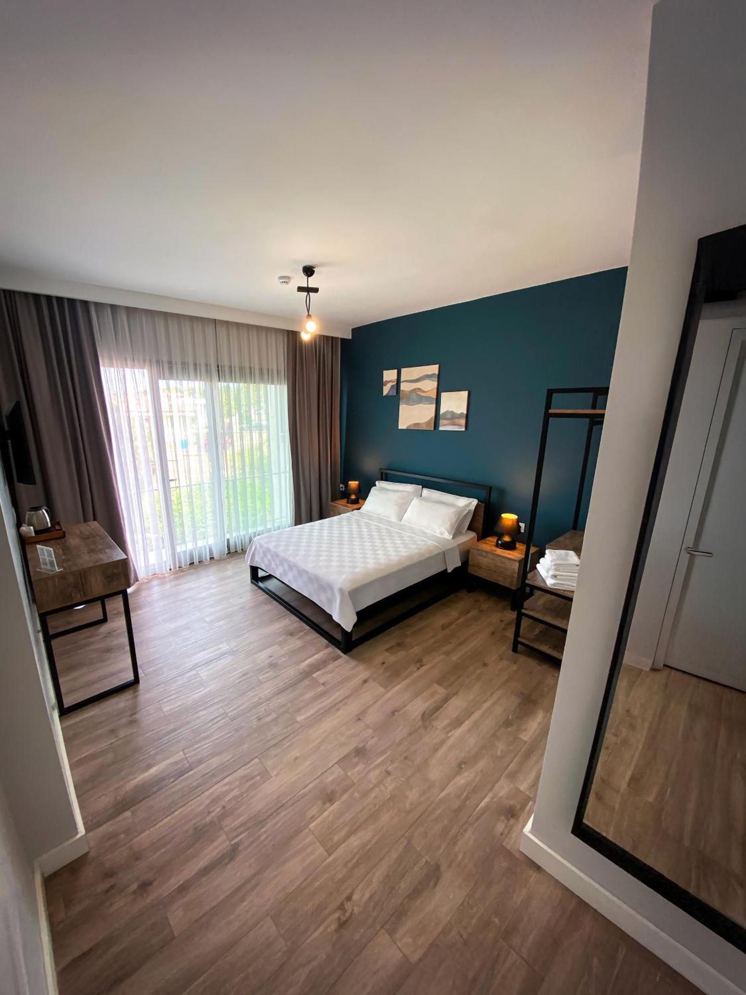 Sahil Butik Otel Кешме Экстерьер фото